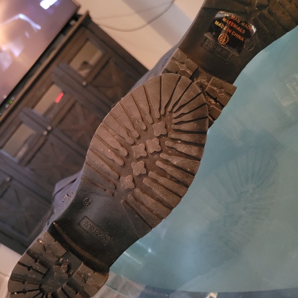 Boots - Picture 2 of 2